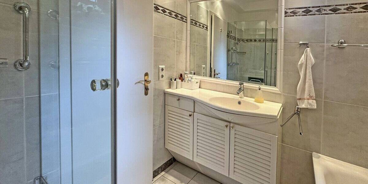 Etagenwohnung Hamburg Othmarschen - 2 Zimmer, 77 m&sup2;, 595.000&euro; | Angebot:25662608