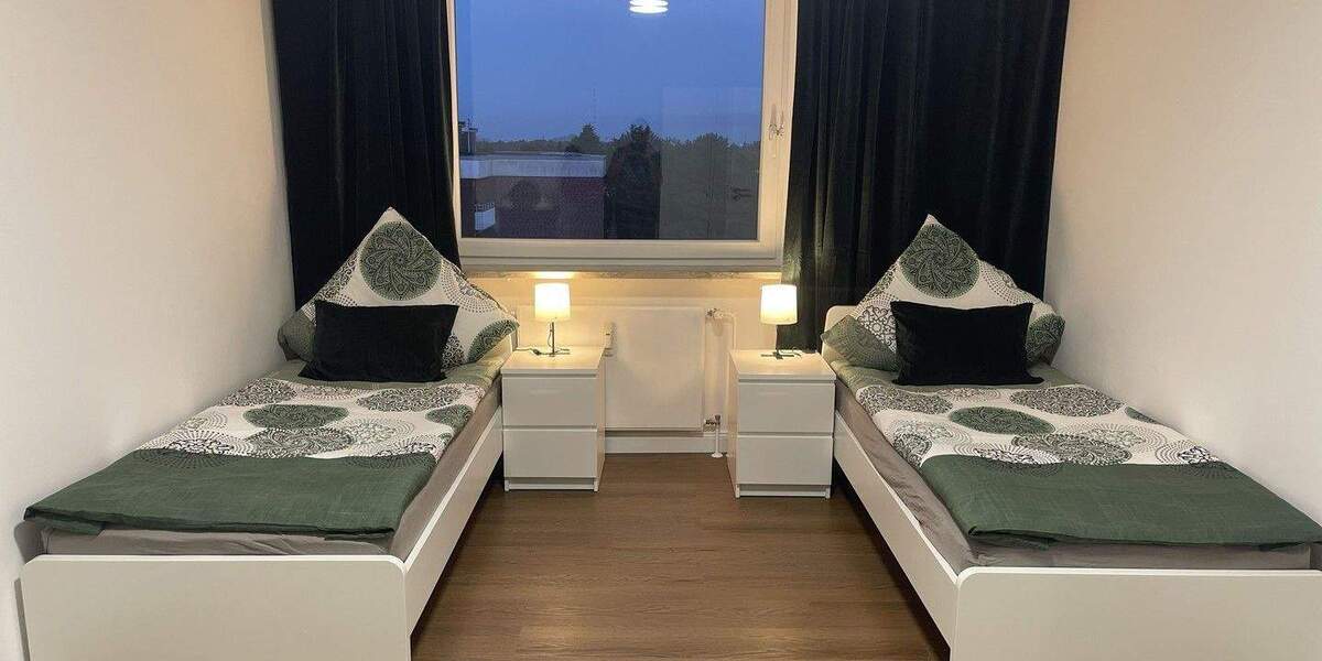 Etagenwohnung Hamburg Rahlstedt - 5 Zimmer, 120 m&sup2;, 3.890&euro; | Angebot:25657547