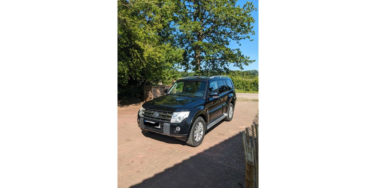 Mitsubishi Pajero 183.000 km 20.000 &euro; Quickborn 25451