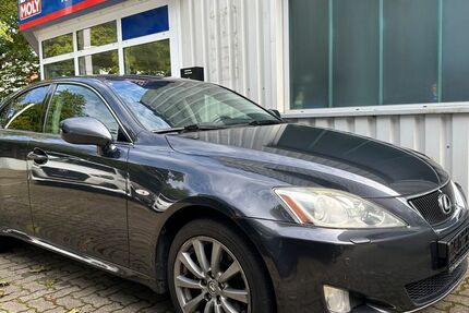 Lexus IS 220 230.000 km 3.980 &euro; Norderstedt 22851