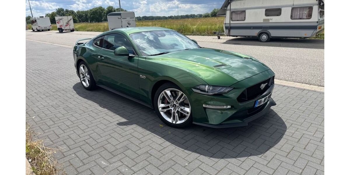 Ford Mustang 12.900 km 46.900 &euro; Wedel 22880