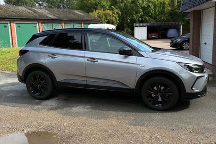 Opel Grandland (X) 48.230 km 20.500 &euro; Hamburg 20148