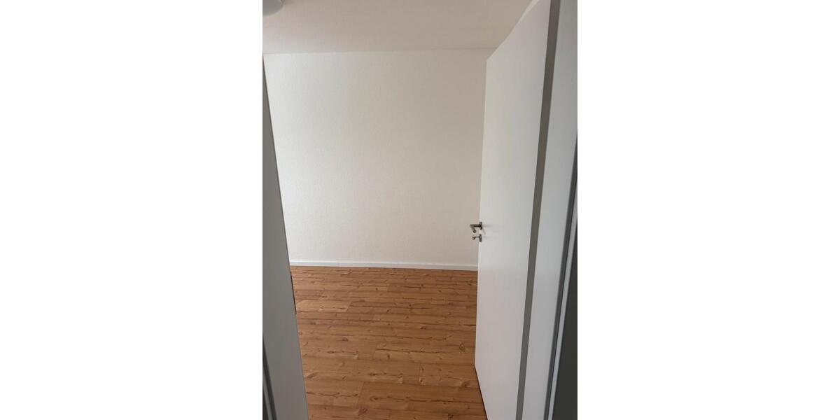 Maisonettenwohnung Grünendeich - 3 Zimmer, 117 m&sup2;, 150.000&euro; | Angebot:24812038