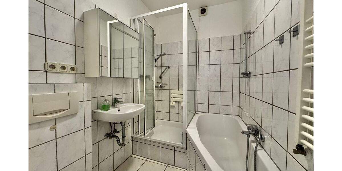 Etagenwohnung Hamburg Sasel - 2 Zimmer, 65 m&sup2;, 269.000&euro; | Angebot:25701326