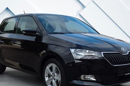 Skoda Fabia 87.139 km 9.299 &euro; Elmshorn 25335