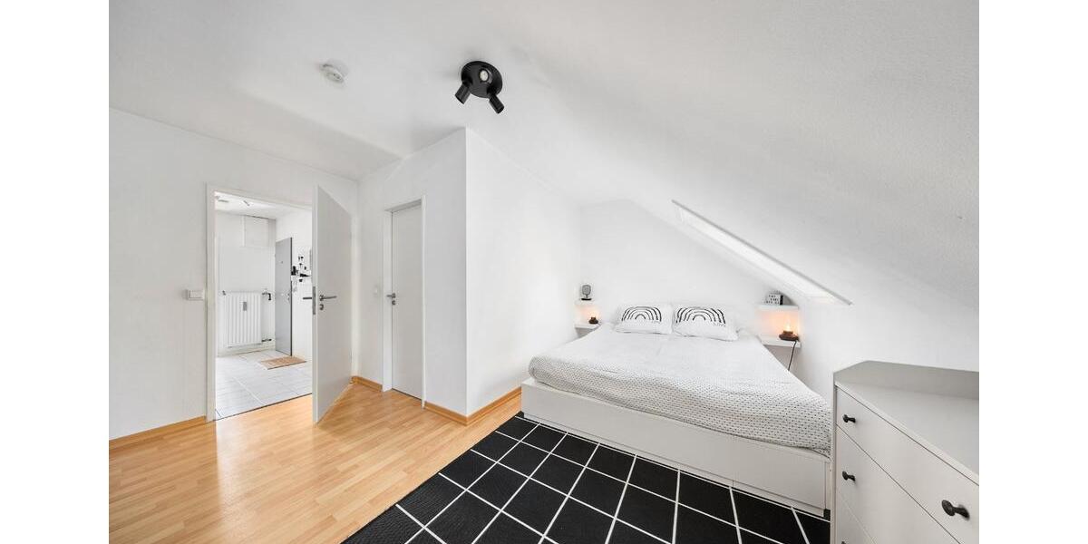 Dachgeschoßwohnung Stapelfeld - 3 Zimmer, 71 m&sup2;, 249.000&euro; | Angebot:27271011