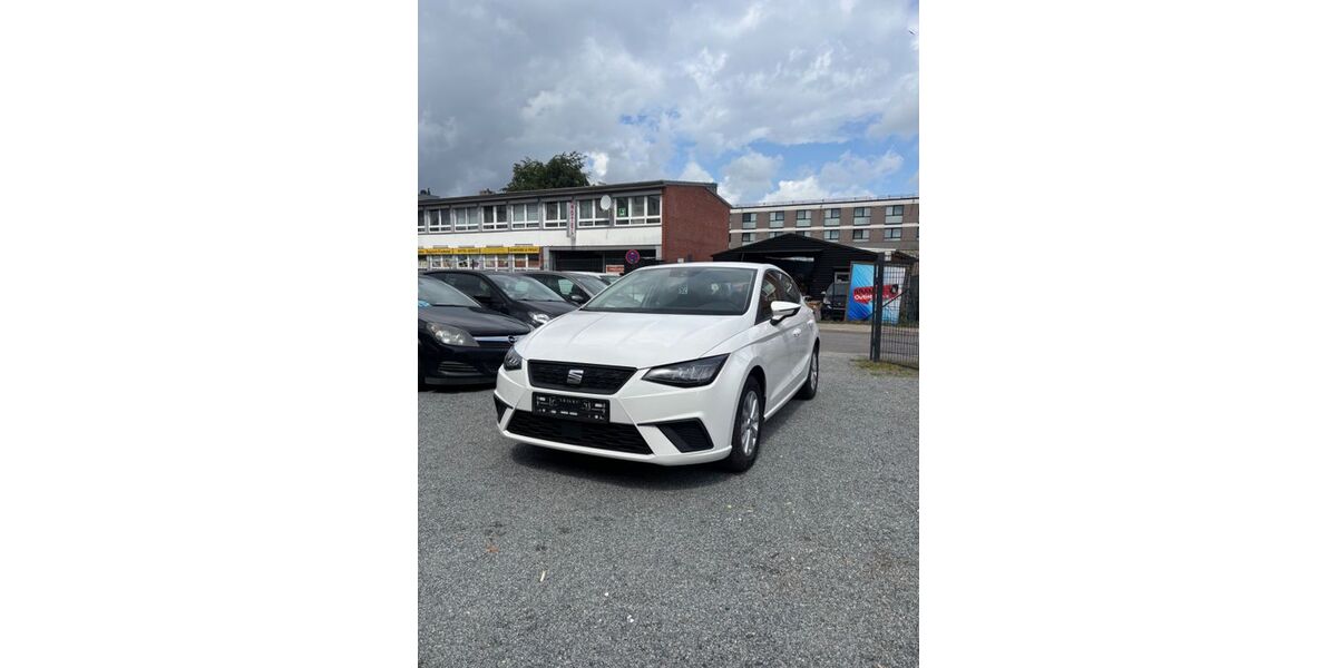 Seat Ibiza 52.000 km 13.290 &euro; Hamburg 22041