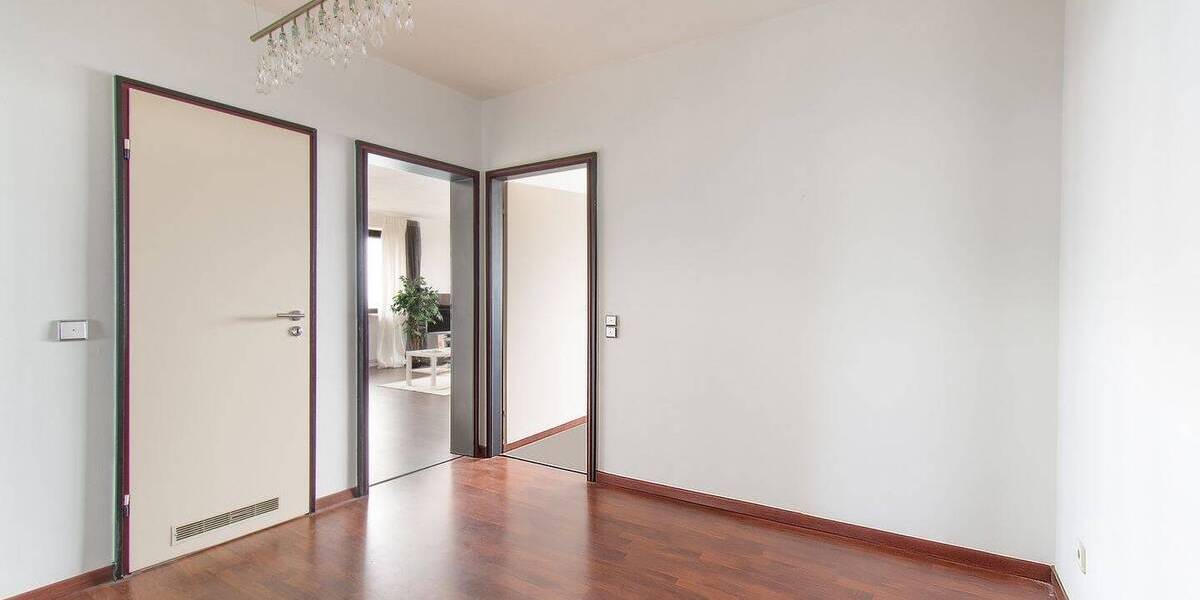 Etagenwohnung Hamburg Barmbek-Süd - 2 Zimmer, 69 m&sup2;, 299.000&euro; | Angebot:25726015