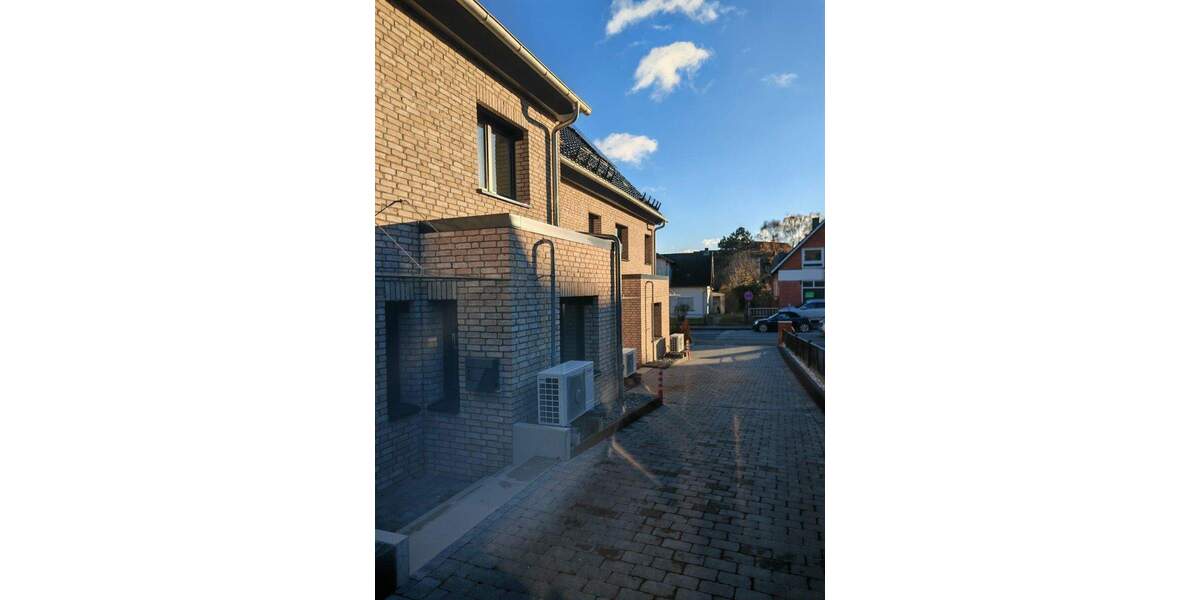 Reihenmittelhaus Oststeinbek - 5 Zimmer, 137 m&sup2;, 640.000&euro; | Angebot:25672579