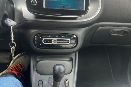 Smart ForTwo 43.000 km 16.900 &euro; Hamburg 22455