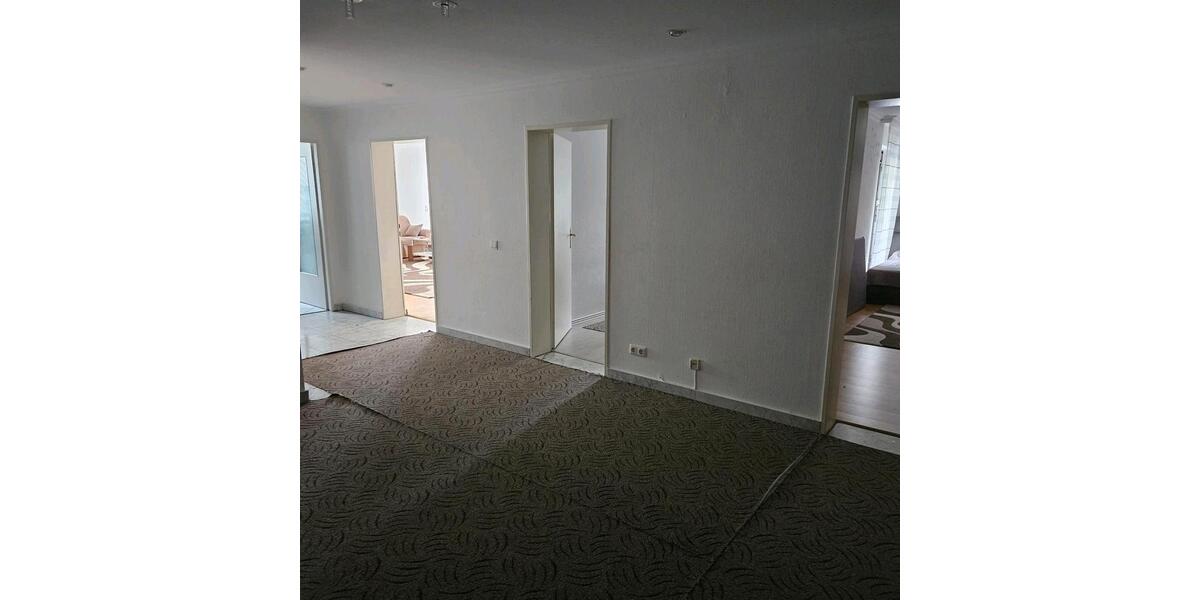 Erdgeschoßwohnung Trittau - 3 Zimmer, 120 m&sup2;, 420.000&euro; | Angebot:25571433