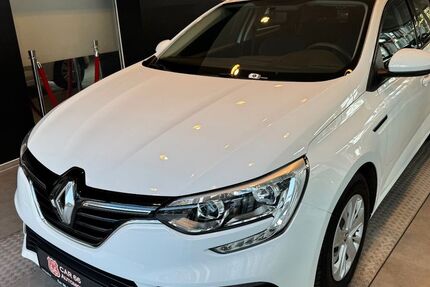 Renault Megane 61.500 km 11.900 &euro; Hamburg 22547