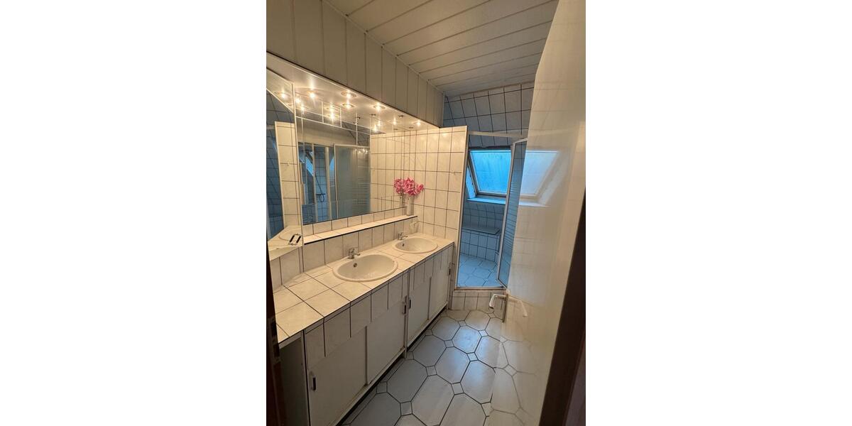 Etagenwohnung Bönningstedt - 3 Zimmer, 78 m&sup2;, 1.600&euro; | Angebot:24617505