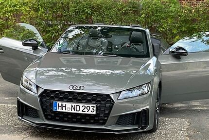 Audi TT 49.200 km 33.900 &euro; Hamburg 22335