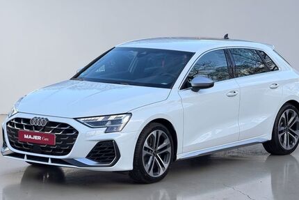 Audi S3 11.870 km 40.990 &euro; Hamburg 22043