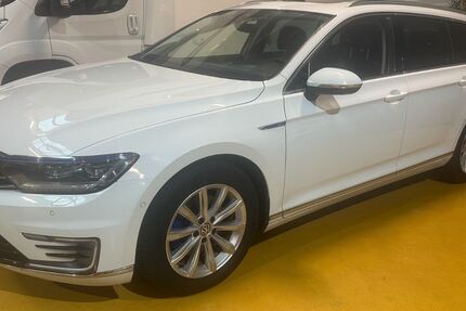 VW Passat Variant 144.000 km 14.490 &euro; Tornesch 25436