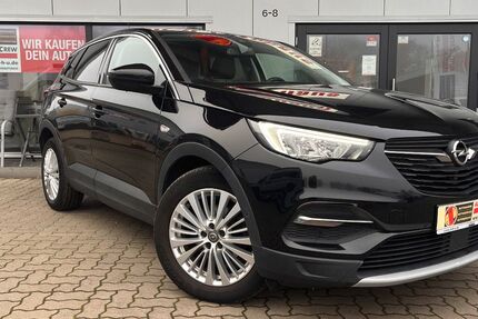 Opel Grandland (X) 119.050 km 15.950 &euro; Henstedt-Ulzburg­­­ 24558