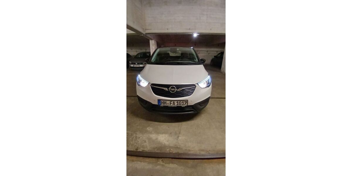 Opel Crossland (X) 72.134 km 8.500 &euro; Hamburg 22111