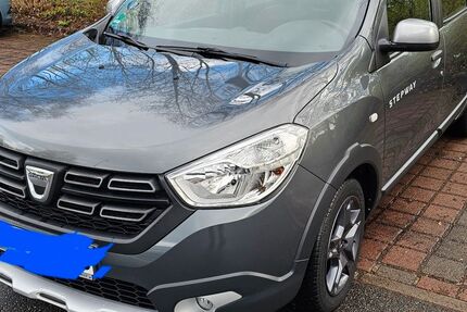 Dacia Lodgy 80.500 km 9.300 &euro; Hamburg 22159