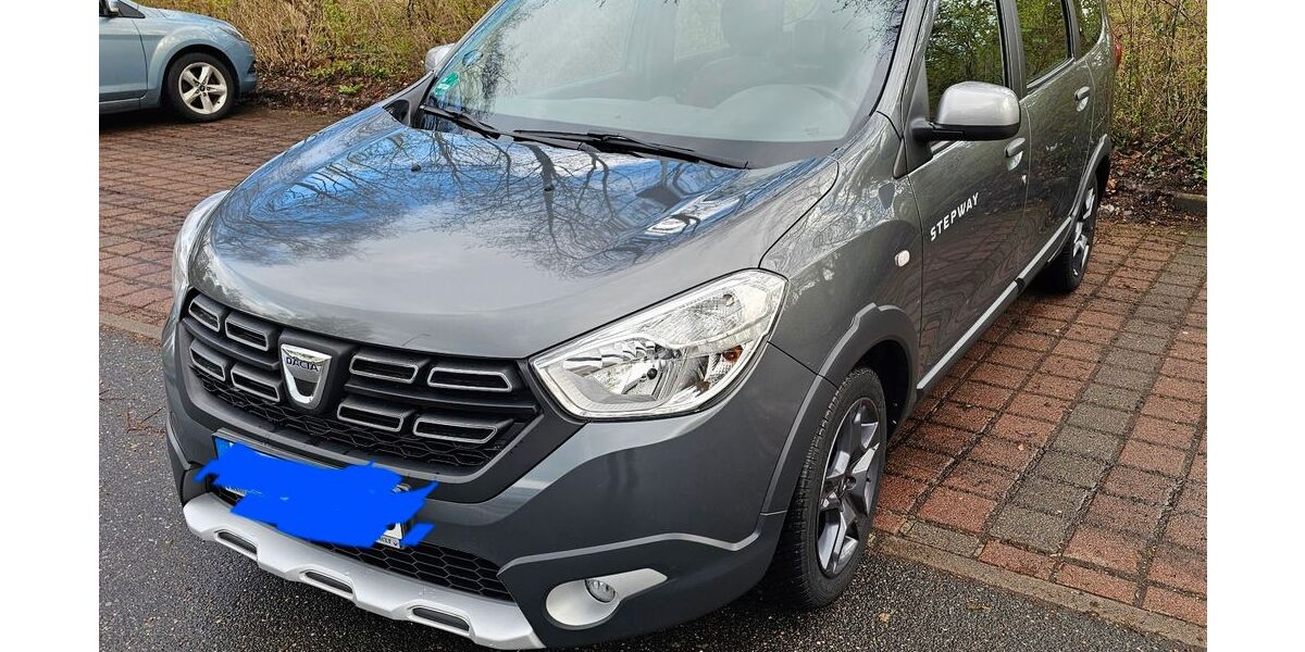 Dacia Lodgy 80.500 km 9.300 &euro; Hamburg 22159
