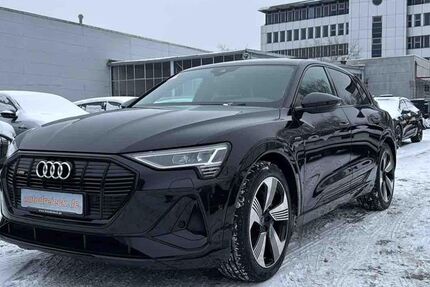 Audi e-tron 34.988 km 31.950 &euro; Hamburg 22047