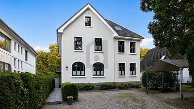 JUGENDSTIL-RESIDENZ MIT GROSSZÜGIGEM SÜDGARTEN - Erdgeschoßwohnung Ahrensburg | Angebot:27321445