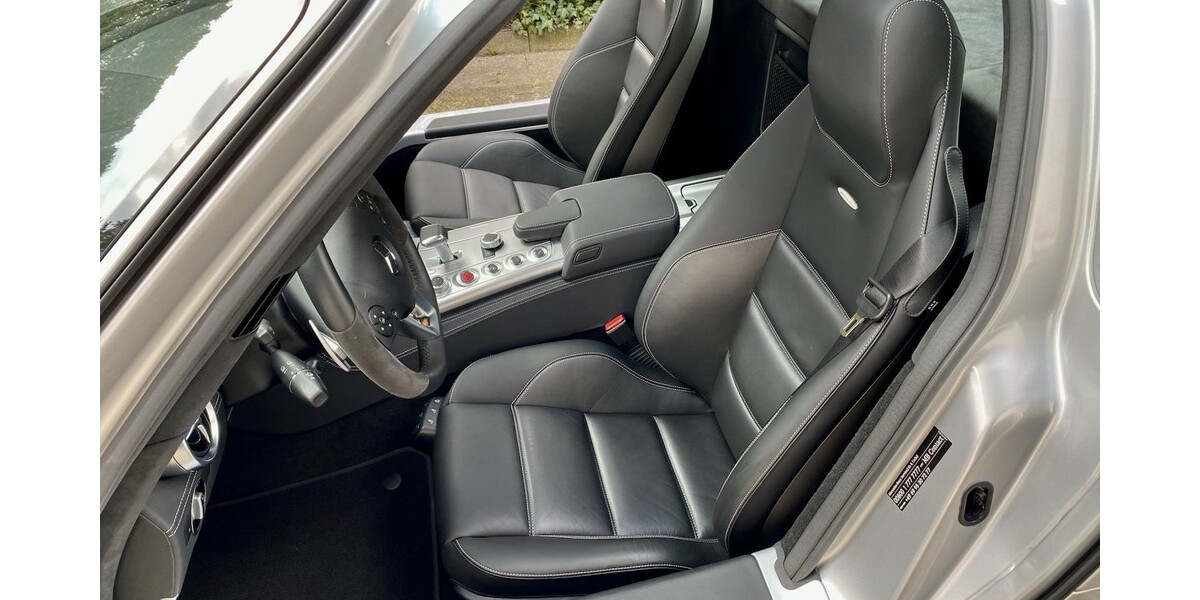 Mercedes-Benz SLS AMG 2.900 km 330.000 &euro; Hamburg 20038