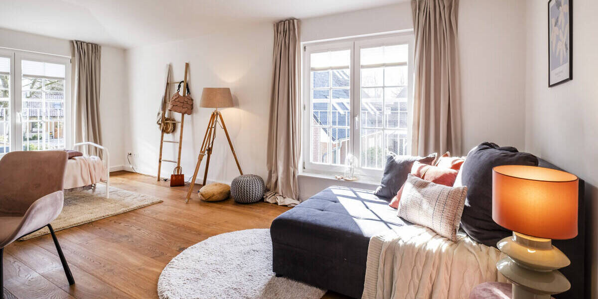 Einfamilienhaus Hamburg / Lemsahl-Mellingstedt Lemsahl-Mellingstedt - 6 Zimmer, 202 m&sup2;, 1.245.000&euro; | Angebot:26080546