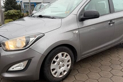 Hyundai i20 103.563 km 6.300 &euro; Elmshorn 25335