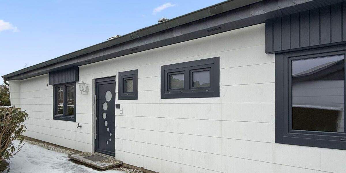 Bungalow Schleswig-Holstein Tangstedt - 4 Zimmer, 101 m&sup2;, 1.550&euro; | Angebot:25773859