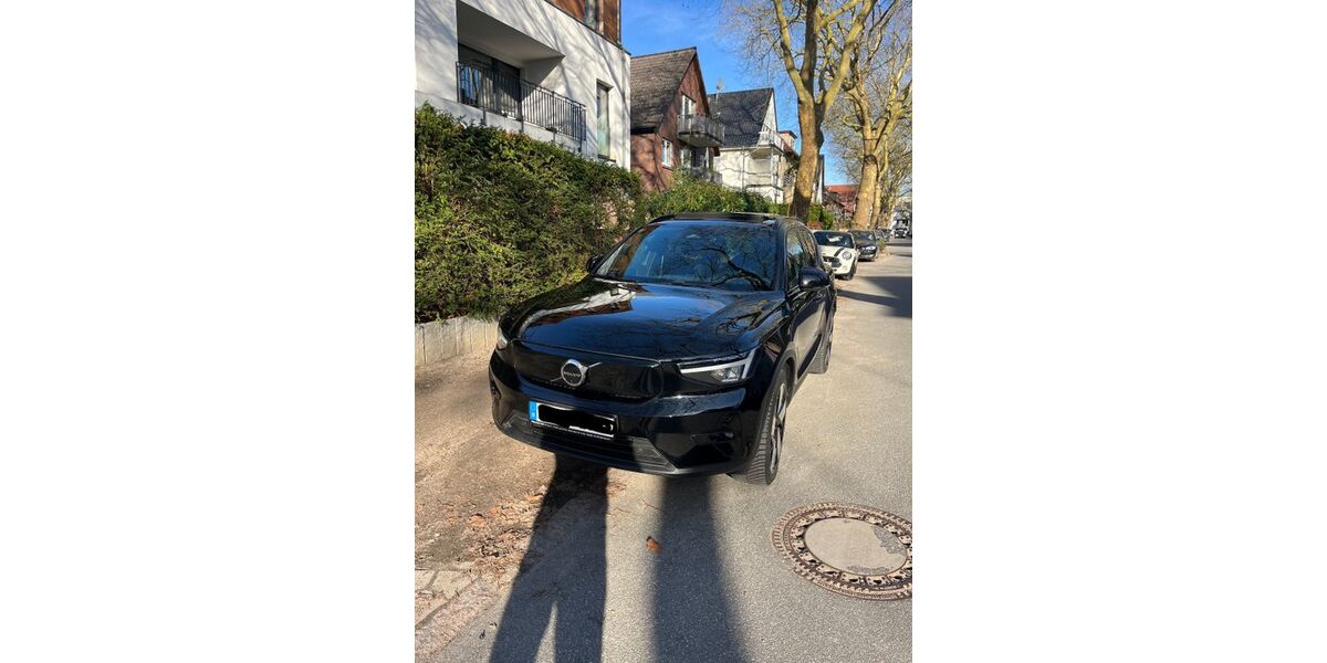 Volvo XC40 40.500 km 29.900 &euro; Hamburg 22529