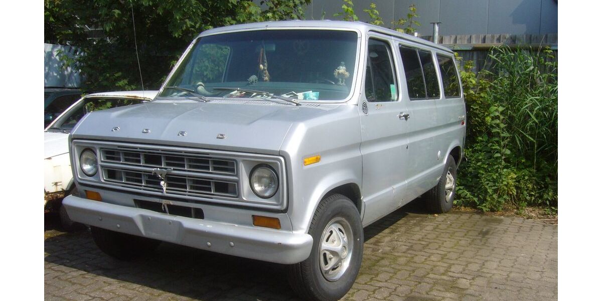 Ford Econoline 999.999 km 3.490 &euro; Elmshorn 25337