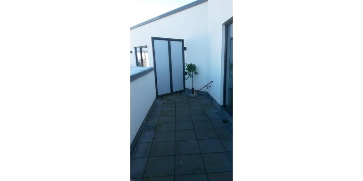 Etagenwohnung Ahrensburg - 2.5 Zimmer, 76 m&sup2;, 1.020&euro; | Angebot:25364792