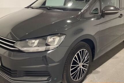 VW Touran 175.000 km 16.750 &euro; Norderstedt 22848