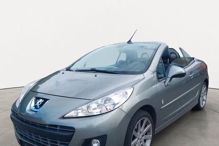Peugeot 207 154.300 km 4.990 &euro; Hamburg 22111