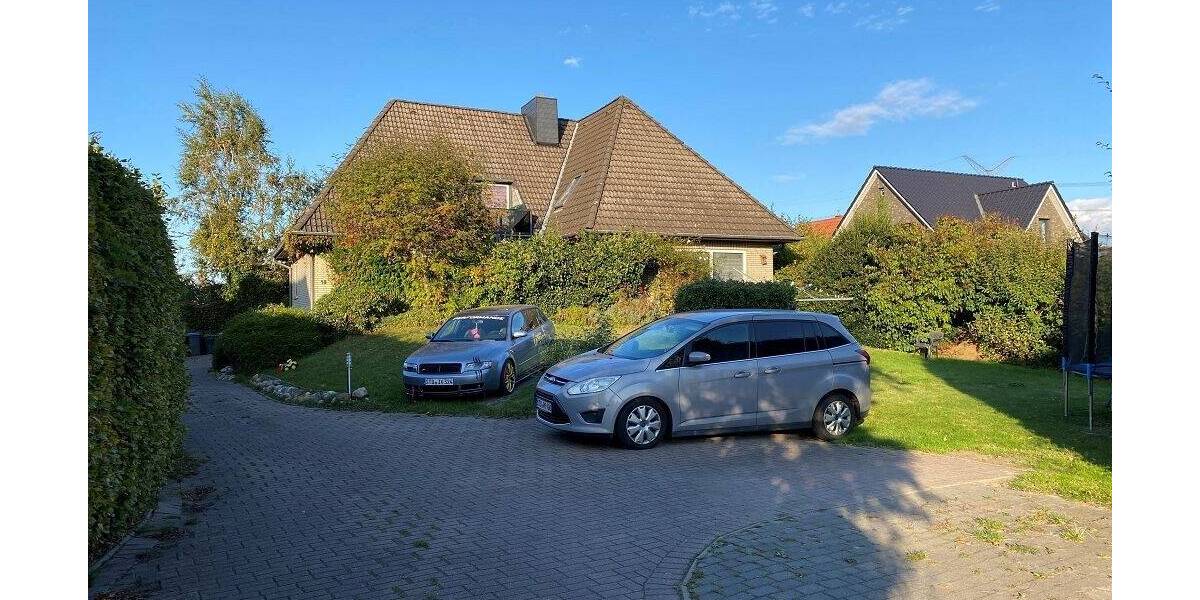 Mehrfamilienhaus, Wohnhaus Grünendeich - 7 Zimmer, 233 m&sup2;, 385.600&euro; | Angebot:25679381