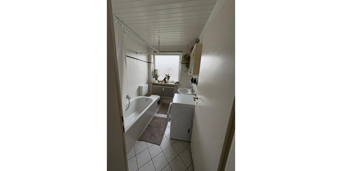 Etagenwohnung Uetersen - 3 Zimmer, 71 m&sup2;, 1.100&euro; | Angebot:25354191