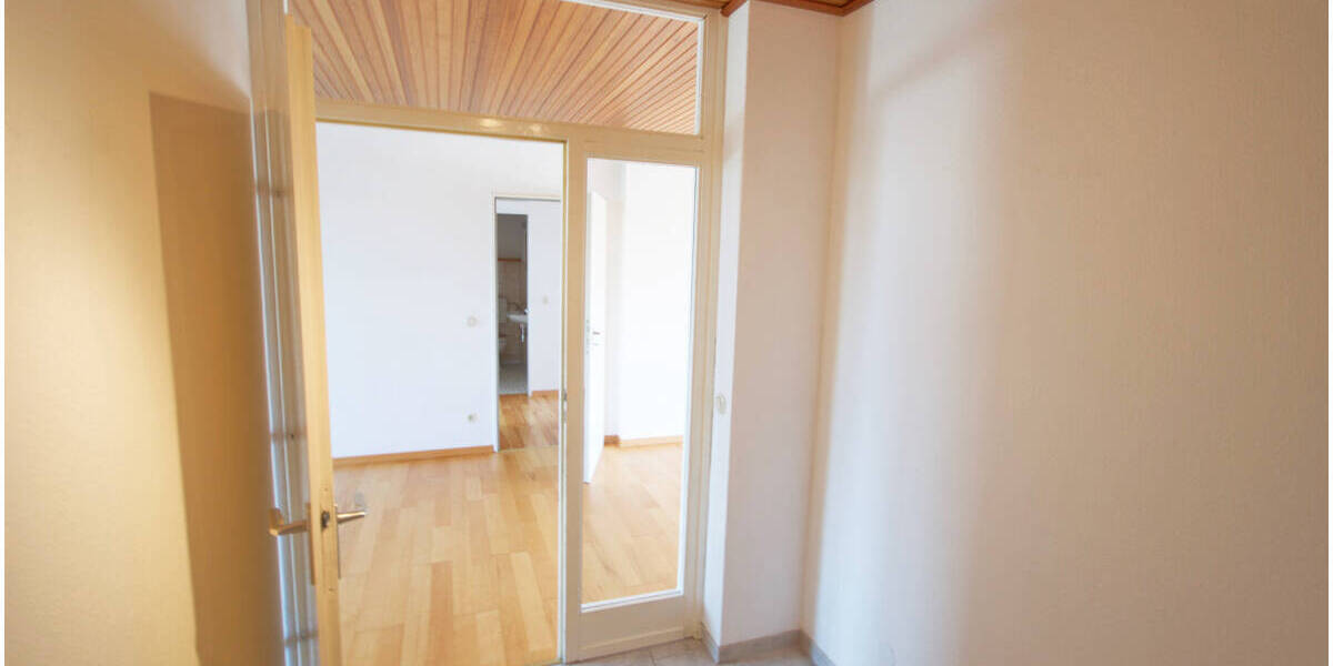 Etagenwohnung Klein Nordende - 3 Zimmer, 97 m&sup2;, 1.080&euro; | Angebot:26825866