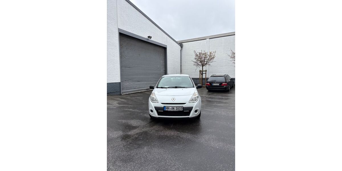 Renault Clio 62.000 km 5.199 &euro; Hamburg 22087