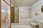 Ein Preis, 2 Wohnungen - jetzt schnell sein! - Zweifamilienhaus Hamburg Wandsbek | Angebot:27266966