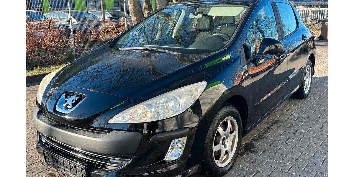 Peugeot 308 119.000 km 2.800 &euro; Bad Oldesloe 23843