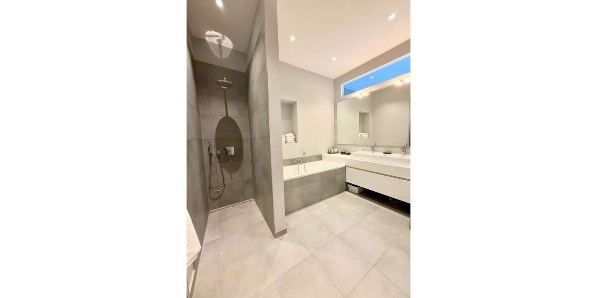 Etagenwohnung Hamburg St. Georg - 4 Zimmer, 130 m&sup2;, 1.100.000&euro; | Angebot:25769809