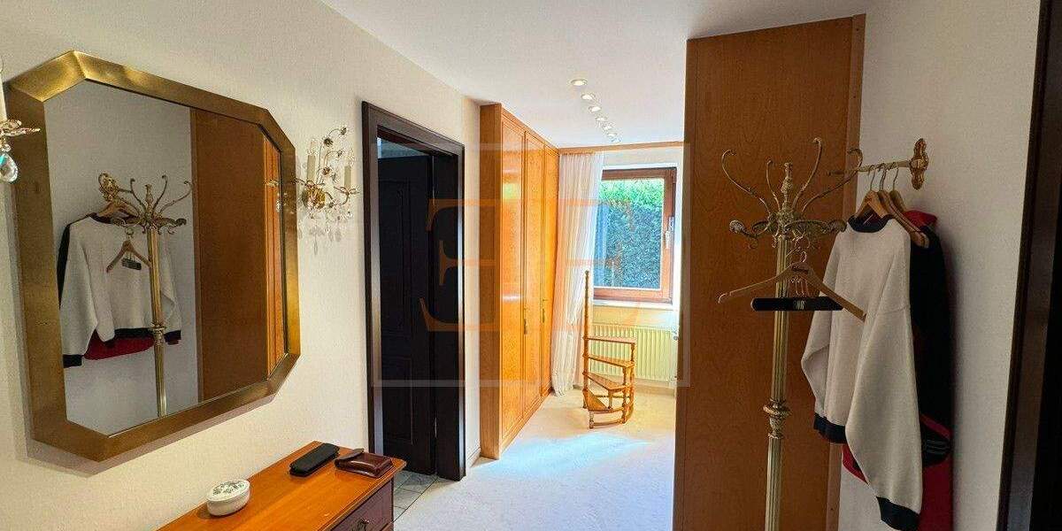 Edles Wohnen in Appen: Granitboden, zwei Bäder, Gäste-WC, traumhafter Garten und Indoor-Schwimmbad - Einfamilienhaus Appen Etz | Angebot:25806419