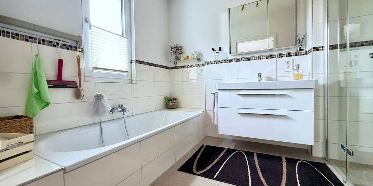 Etagenwohnung Hamburg Rahlstedt - 3 Zimmer, 99 m&sup2;, 570.000&euro; | Angebot:25692149