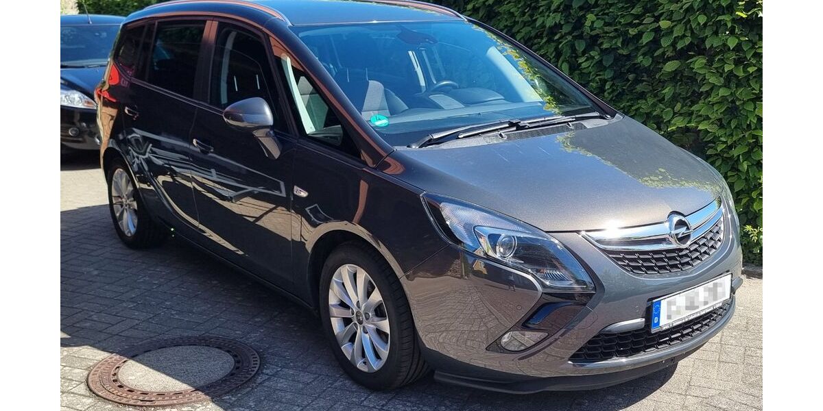 Opel Zafira Tourer 87.001 km 13.000 &euro; Sülfeld 23867