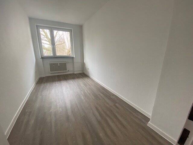 Etagenwohnung Hamburg Billstedt - 2 Zimmer, 65 m&sup2;, 880&euro; | Angebot:25743464