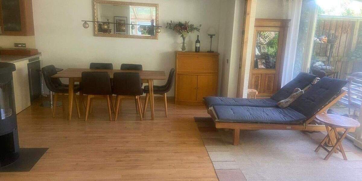 Reihenendhaus Kaltenkirchen - 7 Zimmer, 150 m&sup2;, 430.000&euro; | Angebot:25775589