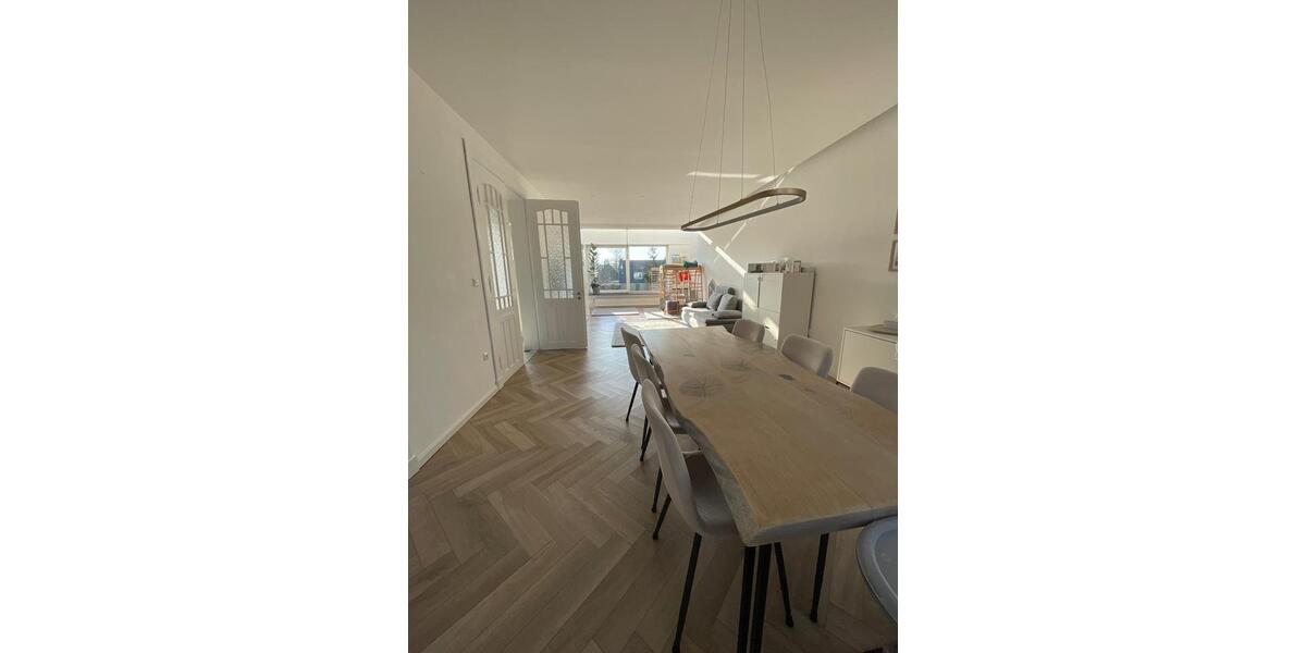 Einfamilienhaus Elmshorn - 7 Zimmer, 210 m&sup2;, 779.000&euro; | Angebot:25850586