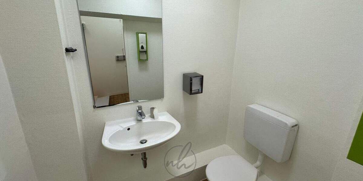 Gewerbeobjekt Hamburg Bahrenfeld - 7 Zimmer, 330 m&sup2;, 6.105&euro; | Angebot:26128162