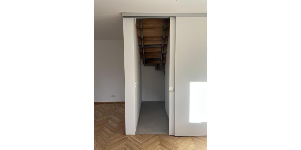 Maisonettenwohnung Hamburg Altona - 4 Zimmer, 93 m&sup2;, 2.325&euro; | Angebot:24707098